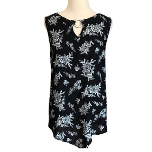 Late August Size‎ L Rayon Black Floral Print Sleeveless Top NWT